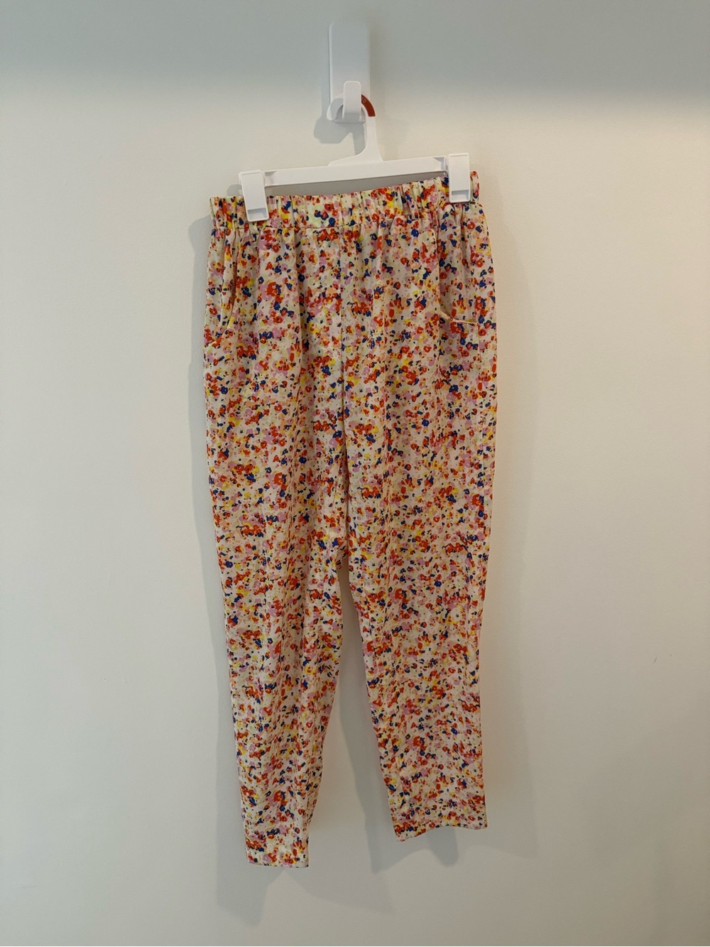 BCBGeneration Cream Floral Print Elastic Waist Pants